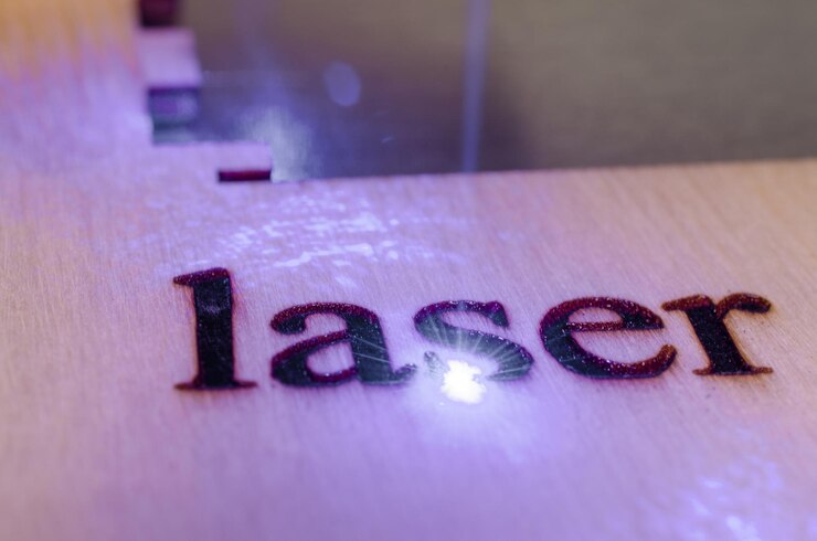 laser-quema-palabra-laser_257488-4982